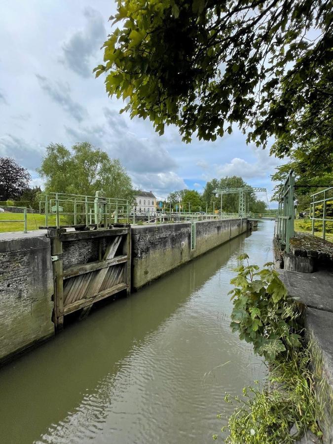 Vakantiehuis Cerise, Luxueus Genieten In De Leiestreek Deinze Bagian luar foto